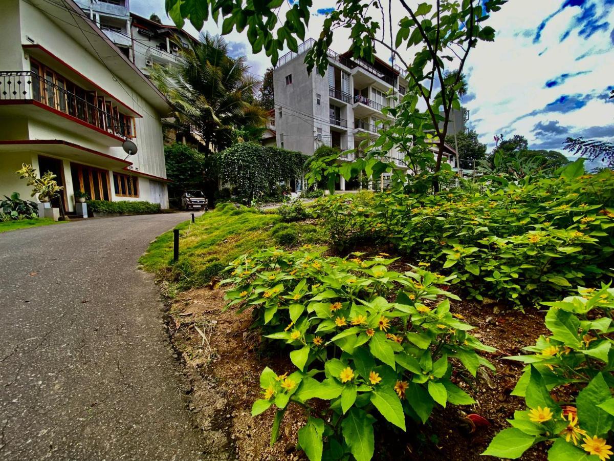 Sesatha Lake Kandy Buitenkant foto