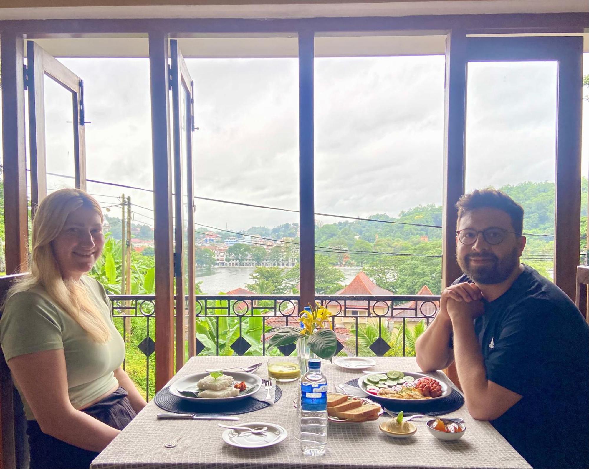 Sesatha Lake Kandy Buitenkant foto